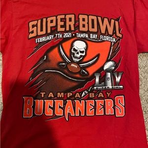 Fits Like S | TB Bucs Super Bowl Shirt